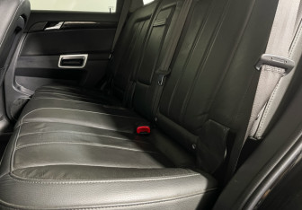 Подержанный автомобиль Opel Antara 2008 года (10 фото)