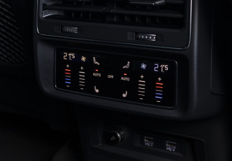 Подержанный автомобиль Audi Q7 2019 года (17 фото)