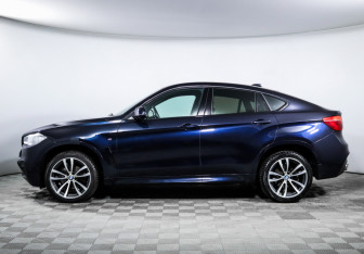 Подержанный автомобиль BMW X6 2016 года (8 фото)
