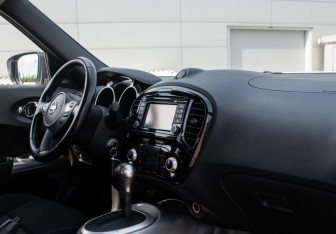 Подержанный автомобиль Nissan Juke 2014 года (9 фото)