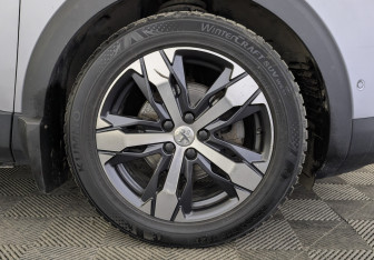 Подержанный автомобиль Peugeot 5008 Suv 2018 года (12 фото)