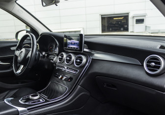 Подержанный автомобиль Mercedes-Benz GLC Coupe 2018 года (15 фото)