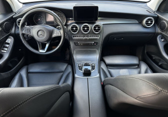 Подержанный автомобиль Mercedes-Benz GLC Coupe 2018 года (11 фото)