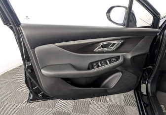 Подержанный автомобиль BAIC U5 Plus 2024 года (19 фото)