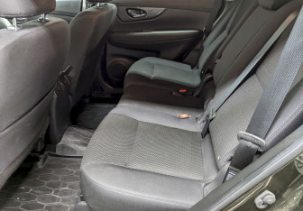 Подержанный автомобиль Nissan X-Trail 2021 года (13 фото)