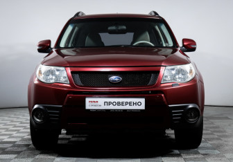 Подержанный автомобиль Subaru Forester Suv 2011 года (2 фото)