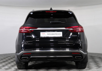 Подержанный автомобиль Hongqi HS5 2024 года (6 фото)