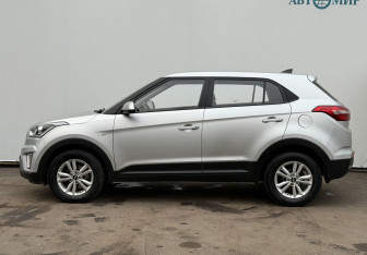 Подержанный автомобиль Hyundai Creta 2019 года (8 фото)