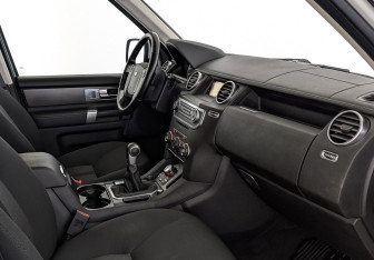 Подержанный автомобиль Land Rover Discovery 2010 года (13 фото)