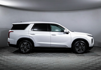 Подержанный автомобиль Hyundai Palisade 2021 года (4 фото)