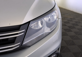 Подержанный автомобиль Volkswagen Tiguan 2012 года (12 фото)