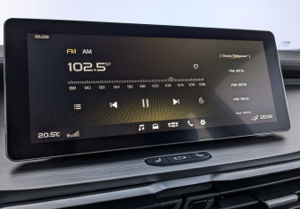 Подержанный автомобиль Geely Coolray 2023 года (26 фото)