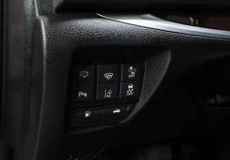 Подержанный автомобиль Acura TLX 2014 года (22 фото)