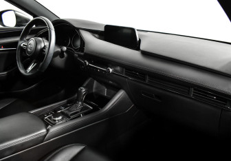 Подержанный автомобиль Mazda 3 Hatchback 2019 года (6 фото)