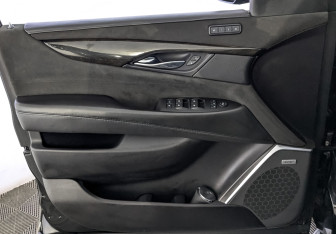 Подержанный автомобиль Cadillac Escalade Suv 2020 года (19 фото)