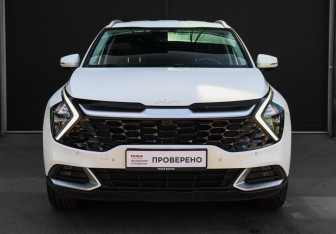 Подержанный автомобиль Kia Sportage 2022 года (2 фото)