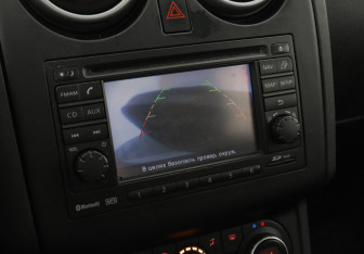 Подержанный автомобиль Nissan Qashqai 2011 года (14 фото)