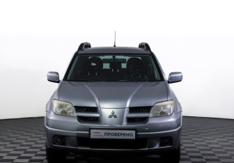 Подержанный автомобиль Mitsubishi Outlander 2007 года (2 фото)