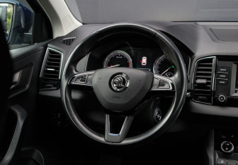 Подержанный автомобиль Skoda Karoq 2020 года (12 фото)