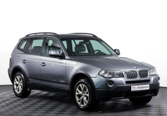 Подержанный автомобиль BMW X3 2010 года (3 фото)