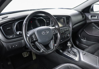 Подержанный автомобиль Kia Optima Sedan 2012 года (7 фото)