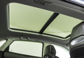 Подержанный автомобиль Changan UNI-K 2022 года (20 фото)