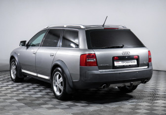 Подержанный автомобиль Audi A6 allroad 2004 года (7 фото)