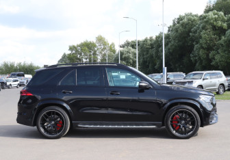 Подержанный автомобиль Mercedes-Benz GLE 2021 года (4 фото)