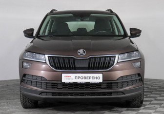 Подержанный автомобиль Skoda Karoq 2020 года (2 фото)