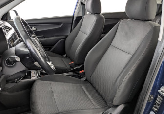 Подержанный автомобиль Kia Rio Hatchback 2021 года (19 фото)