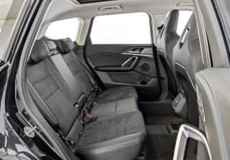 Новый BMW X1 2025 (12 фото)