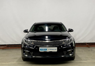 Подержанный автомобиль Kia Optima Sedan 2017 года (2 фото)