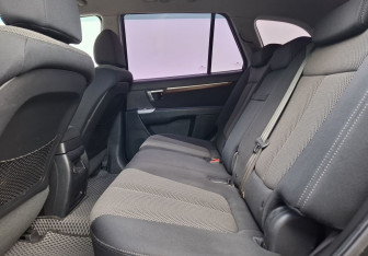 Подержанный автомобиль Hyundai Santa Fe 2008 года (11 фото)