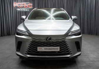 Подержанный автомобиль Lexus RX 2022 года (2 фото)