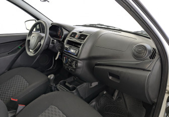 Подержанный автомобиль LADA (ВАЗ) Granta Sedan 2022 года (11 фото)