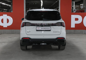 Подержанный автомобиль Geely Okavango 2024 года (6 фото)