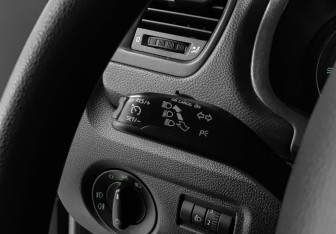 Подержанный автомобиль Skoda Fabia Hatchback 2014 года (17 фото)