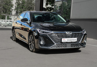 Подержанный автомобиль Chery Arrizo 8 2023 года (3 фото)