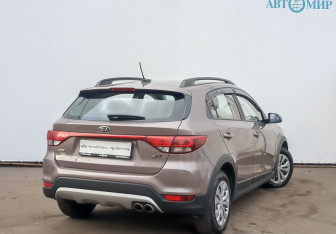 Подержанный автомобиль Kia Rio Hatchback 2018 года (5 фото)