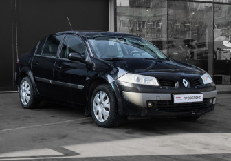 Подержанный автомобиль Renault Megane Sedan 2006 года (3 фото)