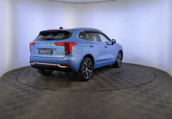 Подержанный автомобиль Haval Jolion 2022 года (5 фото)