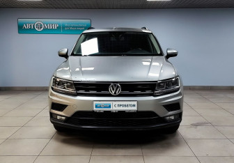 Подержанный автомобиль Volkswagen Tiguan 2019 года (2 фото)