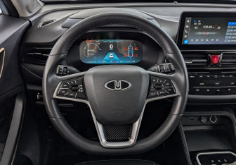 Подержанный автомобиль Москвич 3е 2023 года (21 фото)