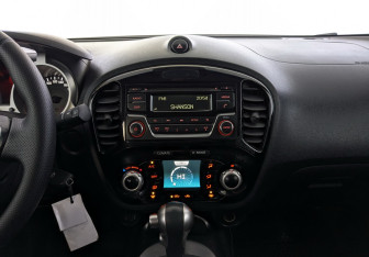 Подержанный автомобиль Nissan Juke 2018 года (15 фото)