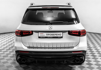 Подержанный автомобиль Mercedes-Benz GLB 2020 года (6 фото)