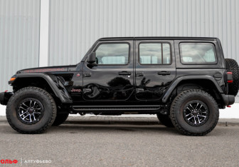 Новый Jeep Wrangler 2025 (3 фото)