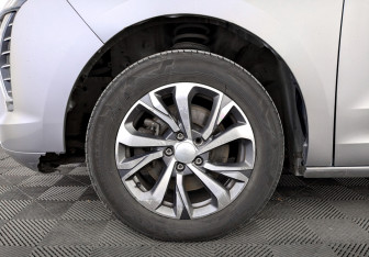 Подержанный автомобиль Haval Jolion 2023 года (18 фото)