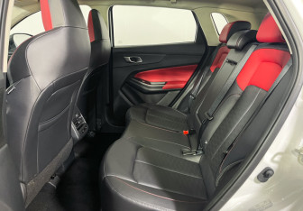 Подержанный автомобиль Changan CS55PLUS 2023 года (10 фото)