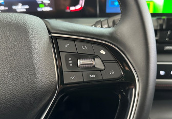 Подержанный автомобиль Changan CS75PLUS 2023 года (14 фото)