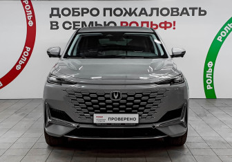 Подержанный автомобиль Changan UNI-K 2022 года (2 фото)